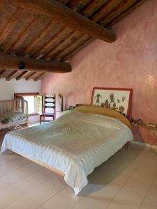 Gallery image of Stanze in villa con parco e piscina in Madonna della Neve