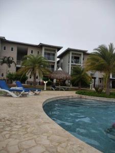 Bazén v ubytování CHAME VIBES Apartamento PB en Playa Caracol Chame nebo v jeho okolí