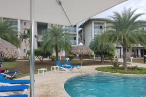 Bazén v ubytování CHAME VIBES Apartamento PB en Playa Caracol Chame nebo v jeho okolí