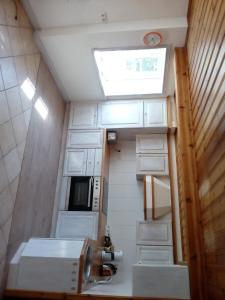 Televisyen dan/atau pusat hiburan di Birkenhof