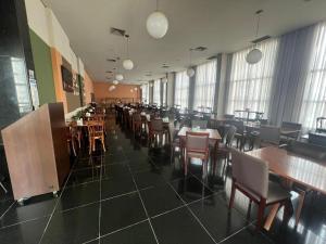 Restaurace v ubytování Flat Piemonte + 17 fotografií
