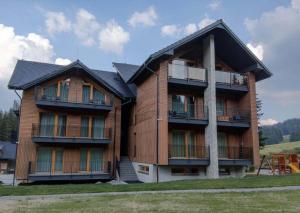 Budova, kde se apartmán nachází