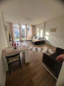 Φωτογραφία από το άλμπουμ του Barrierefreie Erdgeschossferienwohnung Lübeck στο Λούμπεκ