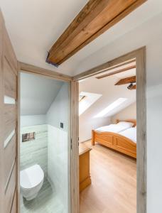 Ένα μπάνιο στο Apartament Podgórze