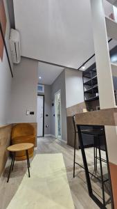 Fotografie z fotogalerie ubytování TAM Center Studio Apartment Next To Blloku No2 v destinaci Tirana