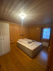 Gallery image of Base Camp Lodge in Strond +6 photos