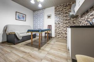 Zona de estar de APARTAMENTO EN OLVERA CON GARAJE