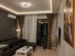 TV/trung tâm giải trí tại Belgrade Waterfront BW Libera Luxury Apartment with Balcony and Garage