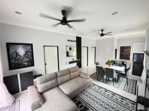 Posezení v ubytování DVilla Guesthouse Langkawi