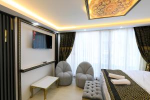TV a/nebo společenská místnost v ubytování Istanbul Hotel&Guesthouse