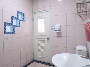 Ένα μπάνιο στο Siang Ti Ya Homestay