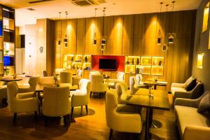 Χώρος καθιστικού στο Echarm Hotel - Jingmen Yintai City Jingchu Institute of Technology