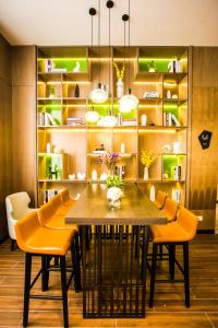 Φωτογραφία από το άλμπουμ του Echarm Hotel - Jingmen Yintai City Jingchu Institute of Technology σε Jingmen