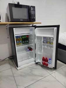 Kuhinja ili čajna kuhinja u objektu Kaye Noix