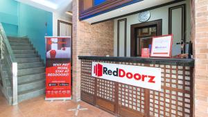 Certificato, attestato, insegna o altro documento esposto da RedDoorz at Isabelita Hotel Tuguegarao City