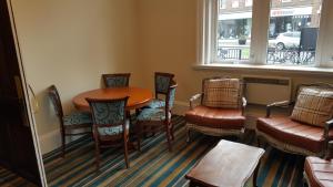 Gallery image of The Hippodrome Wetherspoon in March +15 photos