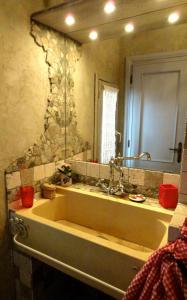 Koupelna v ubytování Vistalago Guesthouse