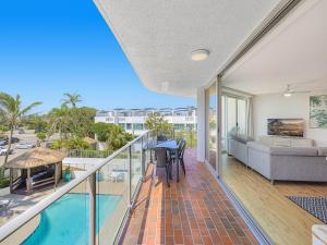 Balkón nebo terasa v ubytování Chateau Royale Beach Resort Maroochydore Sunshine Coast