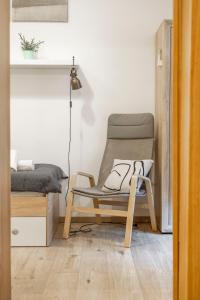 Posedenie v ubytovaní Deluxe n' Cozy City Center 2BEDRM Suite