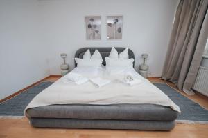 Posteľ alebo postele v izbe v ubytovaní Designer-Apartment zum Wohlfühlen