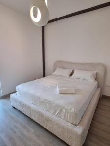 Ένα ή περισσότερα κρεβάτια σε δωμάτιο στο Water Edge, Yas Island