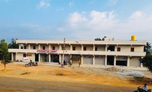 Gambar di galeri bagi SJ boarding and lodging with bar attached di Bangalore