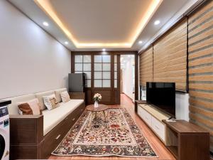 TV o dispositivi per l'intrattenimento presso NINE HOUSING 49 Linh Lang