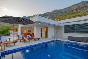 Bazén v ubytování Villa View - Makarska Exklusiv nebo v jeho okolí