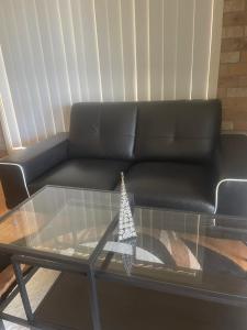 Area soggiorno di Spacious studio unit