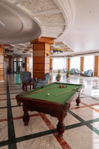 Biliár nebo kulečník v ubytování El Khan Sharm Hotel