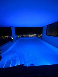 Bazén v ubytování La Marina nebo v jeho okolí + 6 fotografií