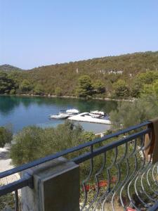 a view of a river with boats in the water at Zimmer in Luka mit Meerblick, Balkon, Klimaanlage, W-LAN 4659-3 in Luka