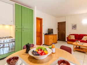 Kuchyň nebo kuchyňský kout v ubytování Apartment Anna by Interhome