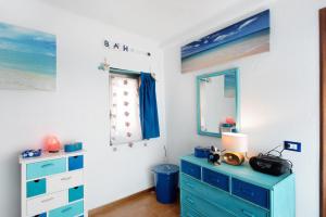 Η κουζίνα ή μικρή κουζίνα στο Casa Monica +11 φωτογραφίες