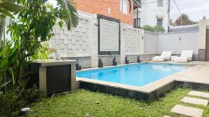 Der Swimmingpool an oder in der Nähe von VIILA VEAR