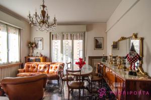 Posedenie v ubytovaní Incantevole Residenza Retro