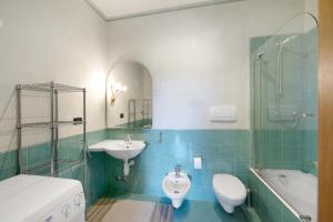 Ένα μπάνιο στο Casa Pasqua +9 φωτογραφίες