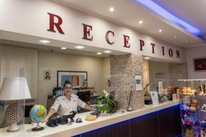 Vstupní hala nebo recepce v ubytování Mg Palace Hotel Costa del Sole