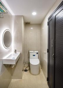 Koupelna v ubytování Hoàng Quỳnh Hotel
