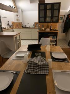 Köök või kööginurk majutusasutuses Le Grenier at Garos