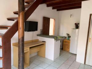 Kuchyň nebo kuchyňský kout v ubytování Buddy's Hostel Itacaré