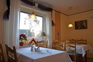 Un restaurant sau alt loc unde se poate mânca la Am Alten Hafen