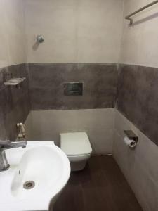 Ένα μπάνιο στο Hotel Eco Park +9 φωτογραφίες