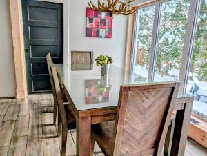 Φωτογραφία από το άλμπουμ του Chalet 4 saisons au pied des monts valin σε Saint-David-de-Falardeau