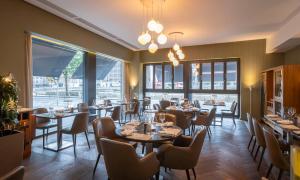 A restaurant or other place to eat at The Morrison Dublin, Curio Collection by Hilton