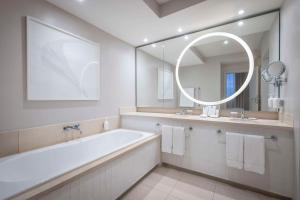 A bathroom at The Morrison Dublin, Curio Collection by Hilton