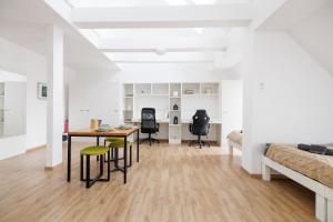Posezení v ubytování Central Urban Studio