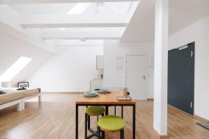 Postel nebo postele na pokoji v ubytování Central Urban Studio