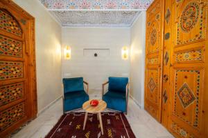 Istumisnurk majutusasutuses Riad Nadalinn