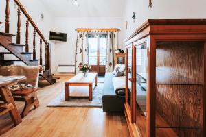 Posedenie v ubytovaní VisitZakopane Apartament Limba